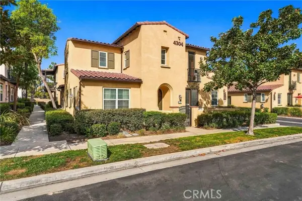 4304 Owens  #101, Corona, CA 92883