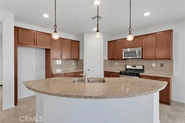 11351 Camden Street, Apple Valley, CA 92308
