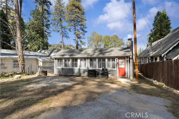 22894 Waters Drive, Crestline, CA 92325