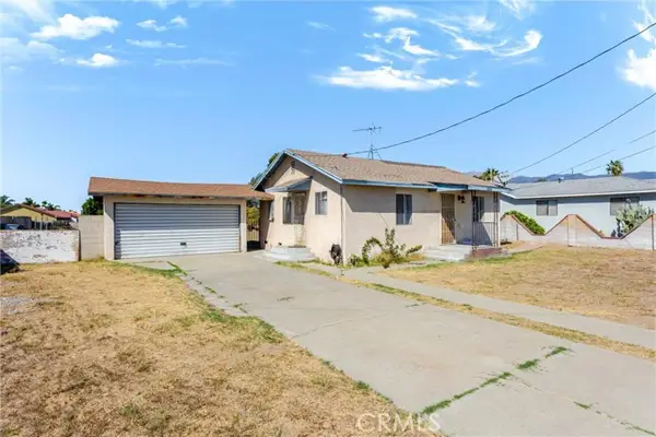 8982 Elm Avenue, Fontana, CA 92335