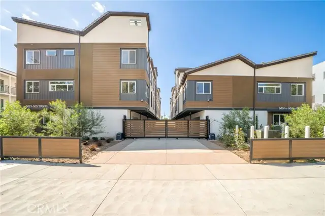 6829 Haskell Avenue, Van Nuys, CA 91406 - #3
