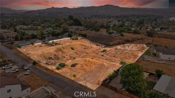 3255 Howe Street, Corona, CA 92881