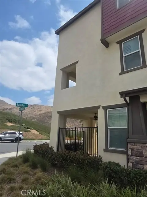 3891 Boulder Drive, Riverside, CA 92509