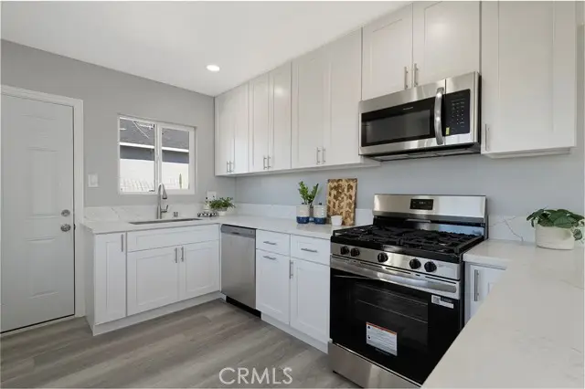 887 Carlotta Court, Redlands, CA 92374 - #2