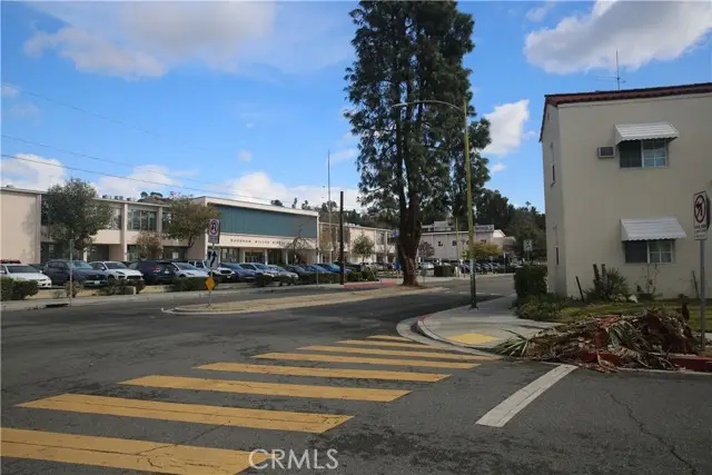 630 Naranja Drive, Glendale, CA 91206 - #3