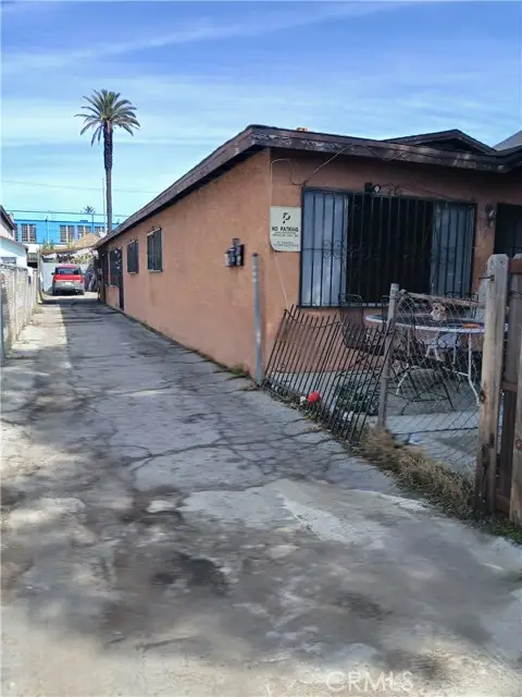 1549 E.33 ST., Los Angeles, CA 90011 - #2