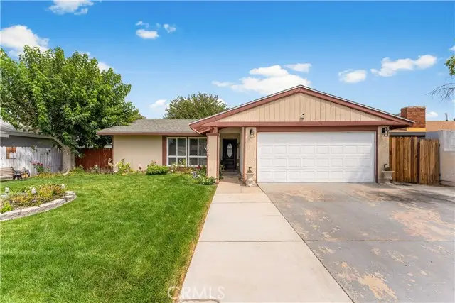 44202 E 4th Street, Lancaster, CA 93535 - #2