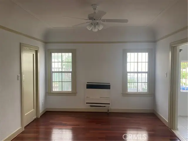 1945 Bronson Avenue, Los Angeles, CA 90018 - Image #3