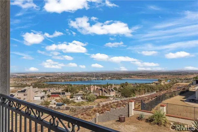 345 Lakeview, Palmdale, CA 93551 - #3