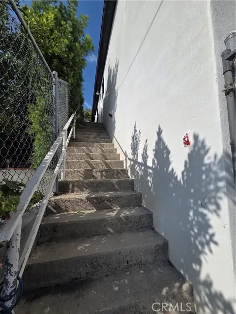 230 Hoover, Los Angeles, CA 90004 - #2