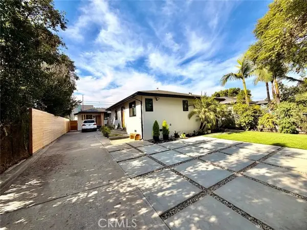 3007 Hobart, Los Angeles, CA 90018