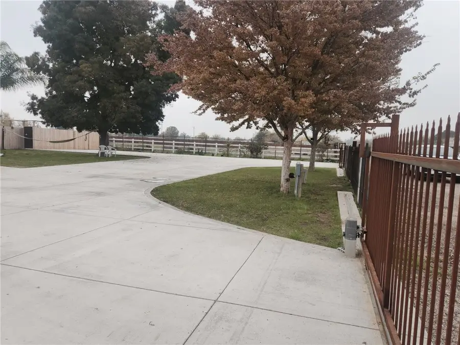 5348 Gatson, Bakersfield, CA 93314 - #2