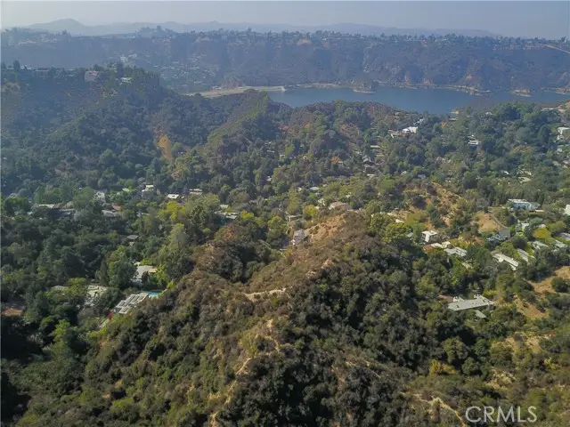 10331 Tupelo Lane, Los Angeles, CA 90077 - Image #2