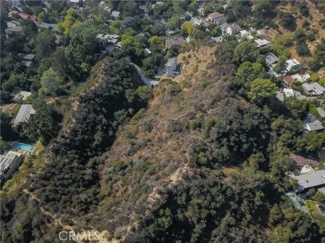 10331 Tupelo Lane, Los Angeles, CA 90077 - Image #3