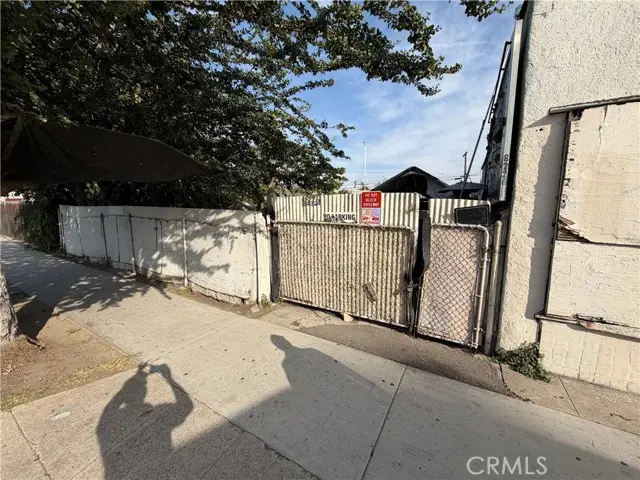 8226 Main, Los Angeles, CA 90003 - #2