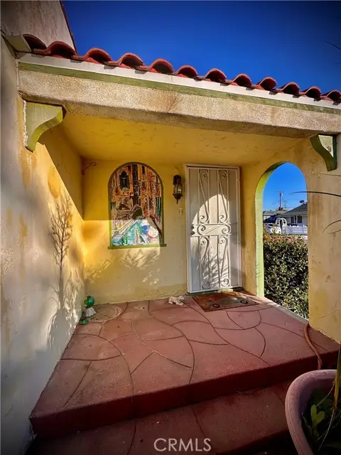 471 Platt Street, Long Beach, CA 90805