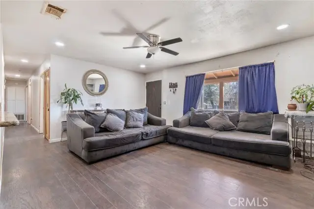 15177 Greenrock Avenue, Lancaster, CA 93535 - Image #2