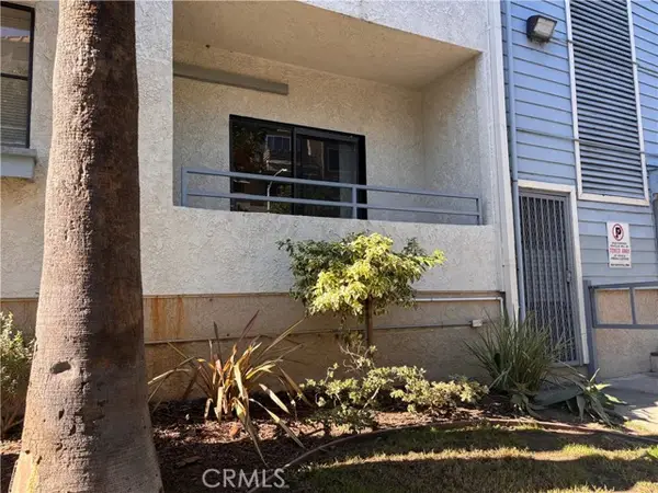 720 4th  #114, Long Beach, CA 90802