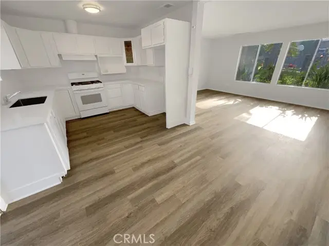 700 La Veta, Orange, CA 92868 - Image #1