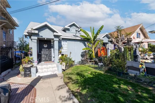 237 46th, Los Angeles, CA 90037 - Image #2