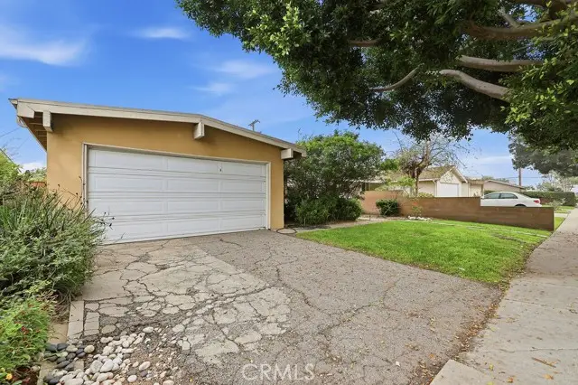 523 170th, Gardena, CA 90248 - #2