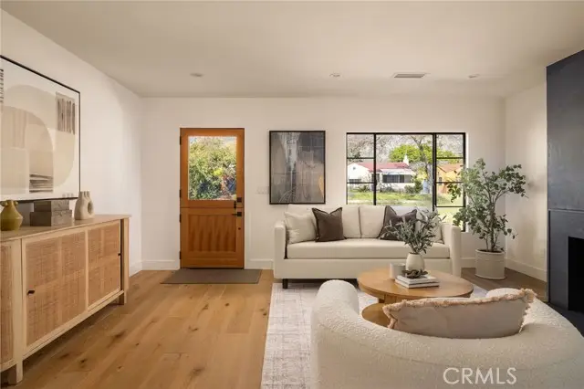 3176 La Tierra Street, Pasadena, CA 91107 - #3