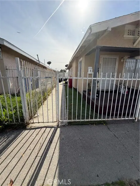 352 84th, Los Angeles, CA 90003 - #3