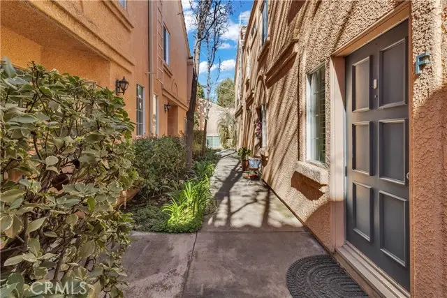 25144 Steinbeck  #F, Stevenson Ranch, CA 91381 - #2