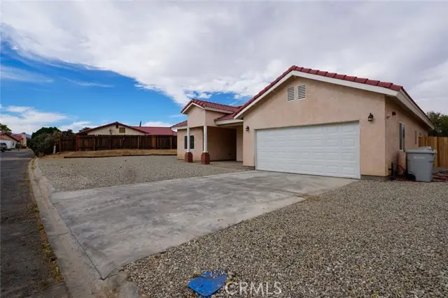 10304 Primrose Avenue, Hesperia, CA 92345 - #3