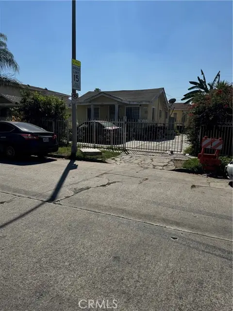 160 89th, Los Angeles, CA 90003