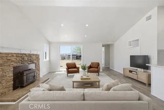 36345 85th Street, Littlerock, CA 93543 - #2