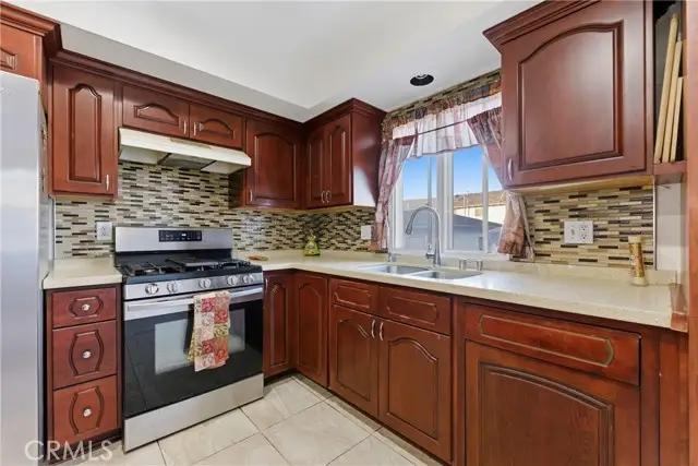 9200 Palm Street  #6, Bellflower, CA 90706 - #3