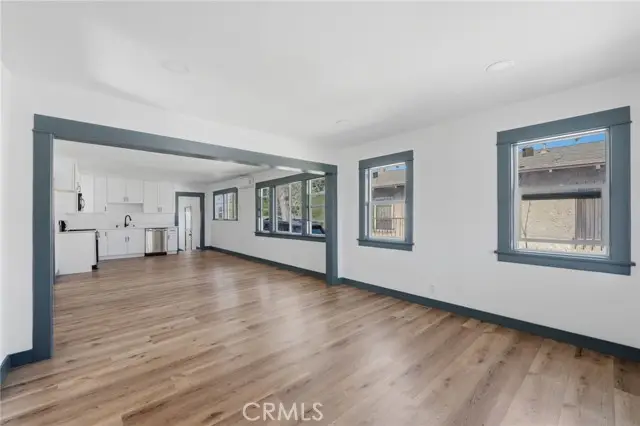 137 84th, Los Angeles, CA 90003 - #3