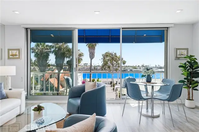 383 Bay Shore Avenue  #407, Long Beach, CA 90803 - #2