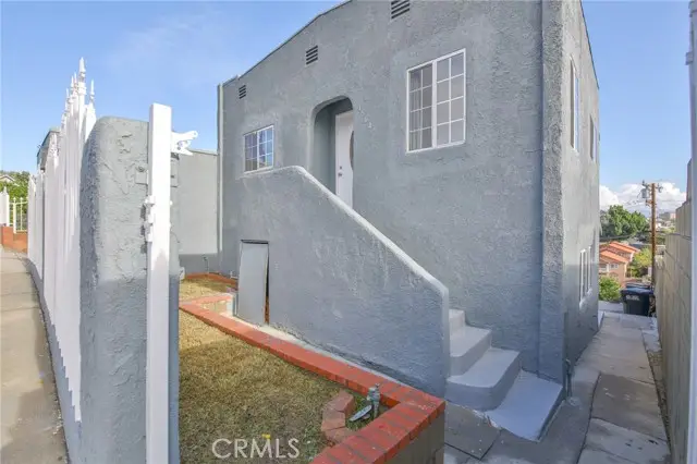 1504 Attridge Avenue, Los Angeles, CA 90063 - #3