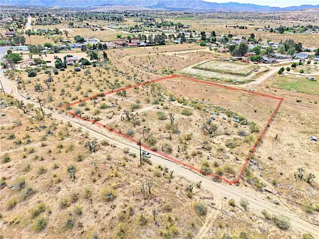 132 STE VIC AVE V13, Pearblossom, CA 93553 - #1