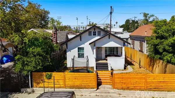 1471 41st, Los Angeles, CA 90011