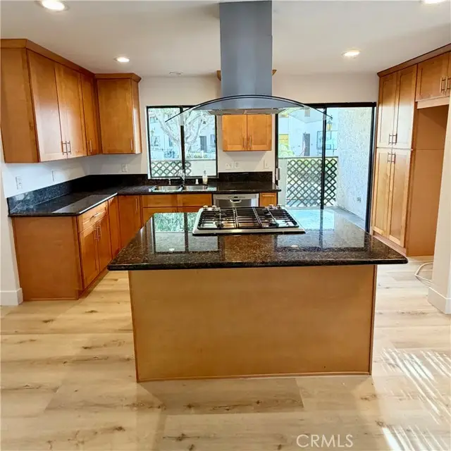 400 Flower  #8, Orange, CA 92868 - #1