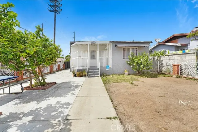 9027 Menlo, Los Angeles, CA 90044 - #3