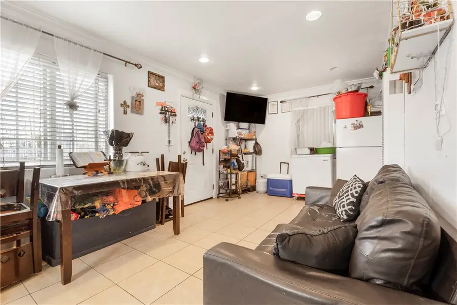 9201 Central, Los Angeles, CA 90002 - #3