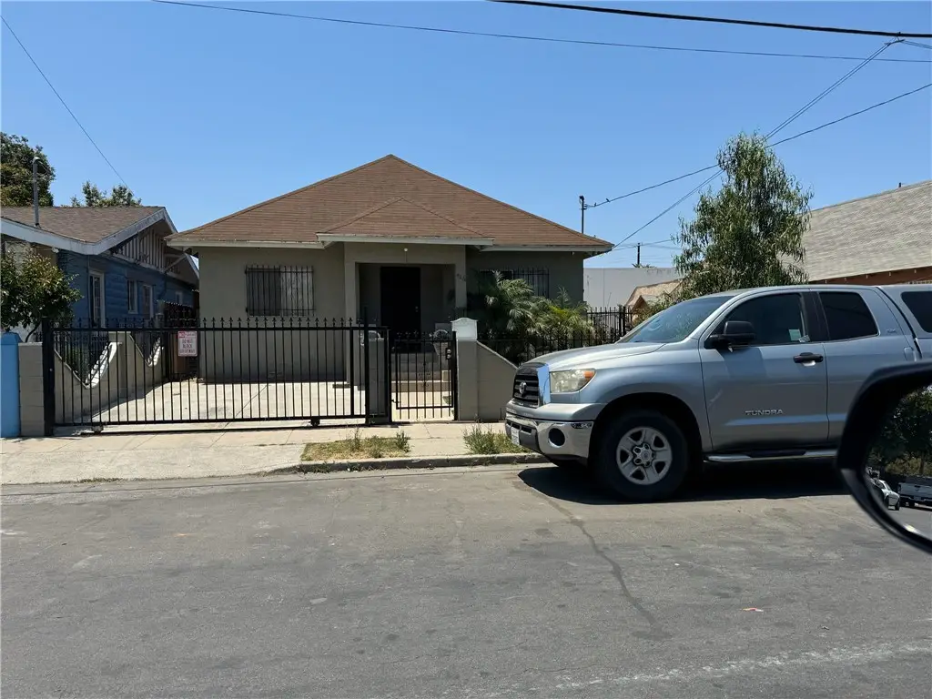 416 31st Street, Los Angeles, CA 90011 - #1