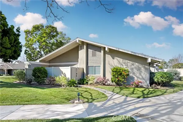 8933 Amador Circle #1316E, Huntington Beach, CA 92646