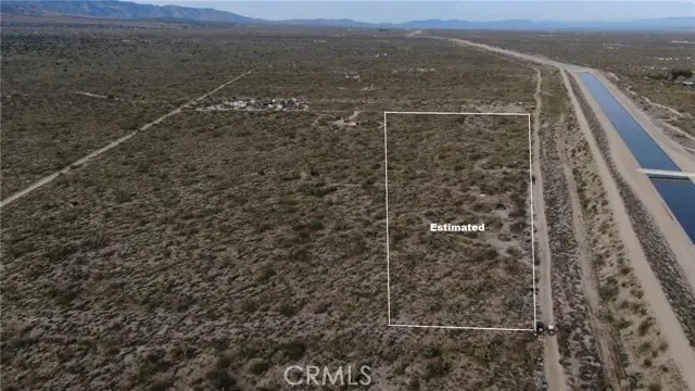 26000 Avenue W, Llano, CA 93544 - #2
