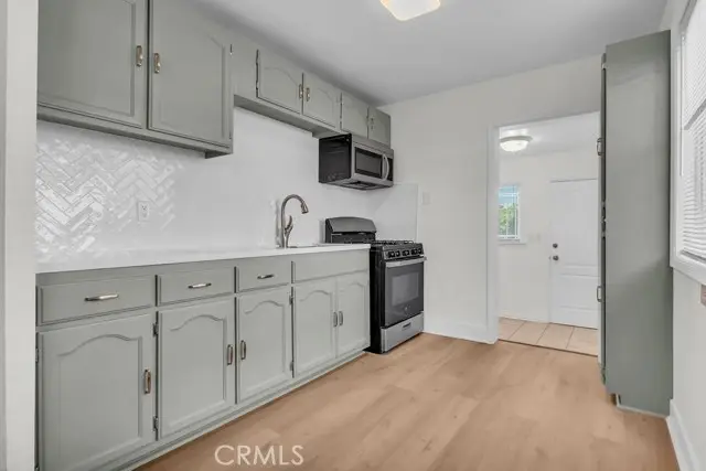 1306 83rd, Los Angeles, CA 90044 - #3