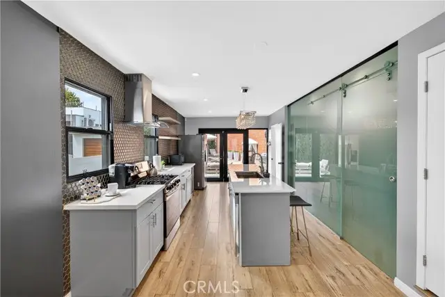 2615 Clyde, Los Angeles, CA 90016 - #3