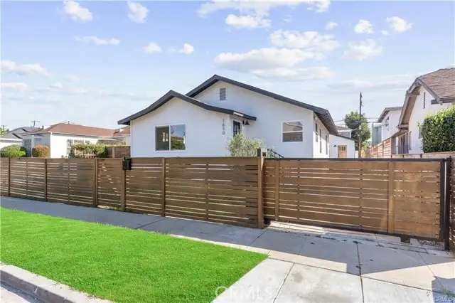 1630 Ridgeley, Los Angeles, CA 90019 - #2