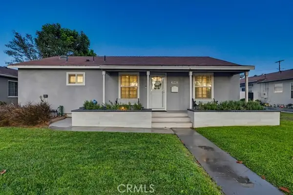 9542 Paramount, Downey, CA 90240