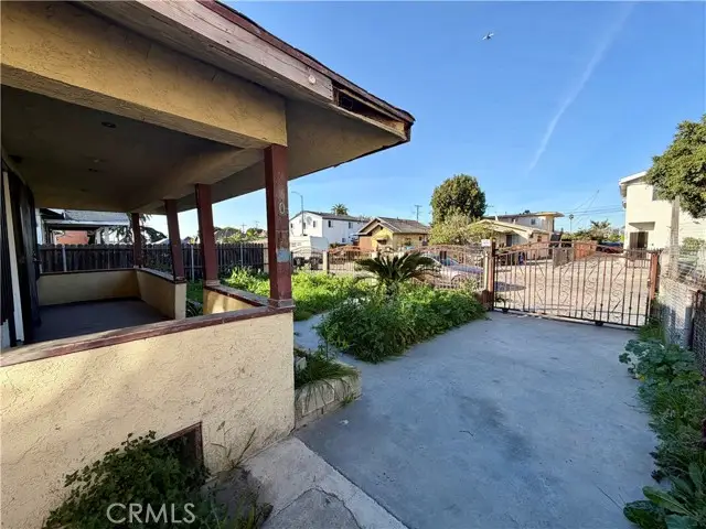 210 88th, Los Angeles, CA 90003 - #3