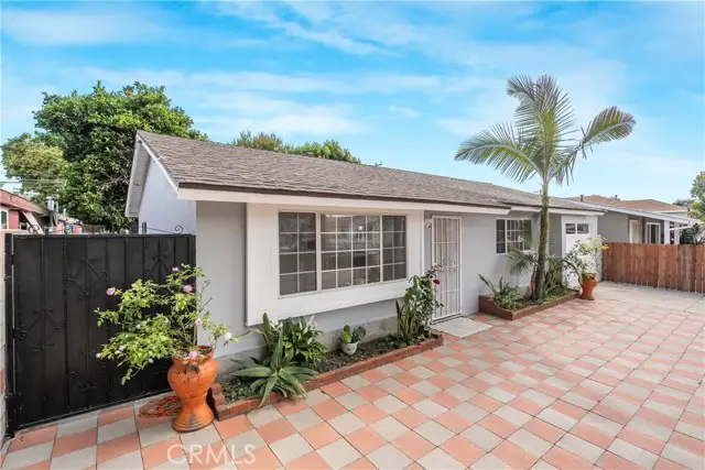 180 69th, Long Beach, CA 90805 - #1