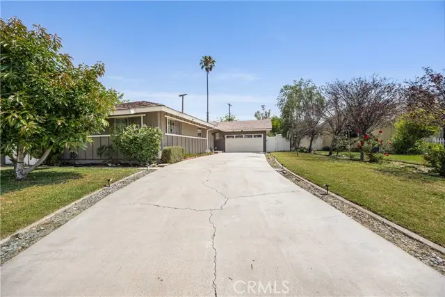 5065 Carlingford Ave, Riverside, CA 92504 - #2
